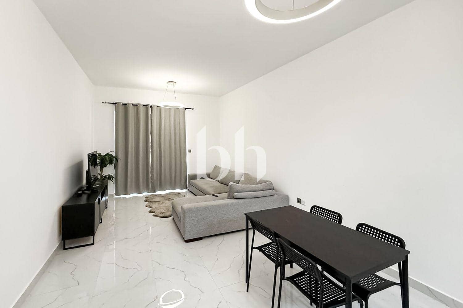 1 Bedroom Apartment in Alcove