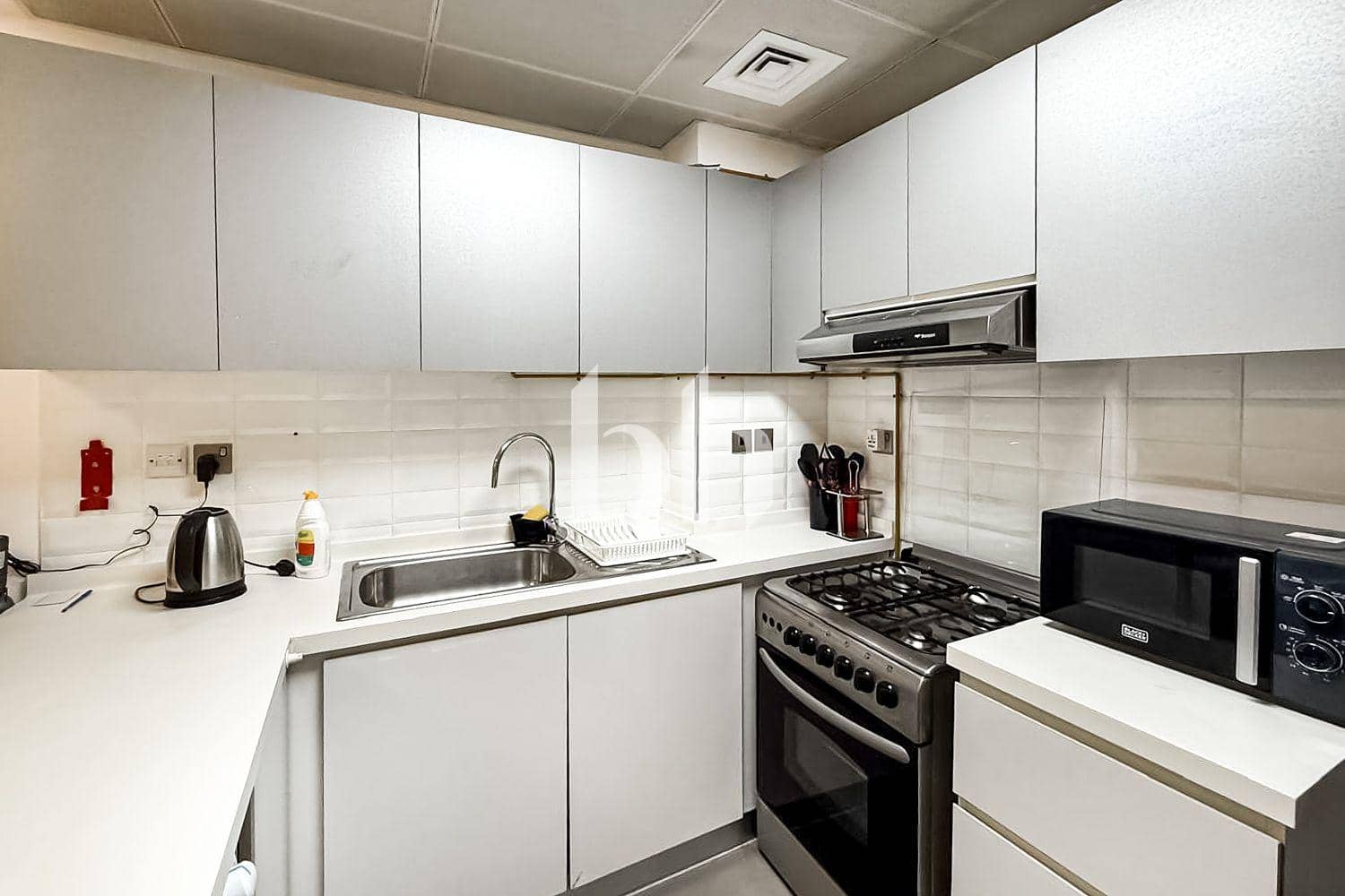 1 Bedroom Apartment in Alcove - photo 1