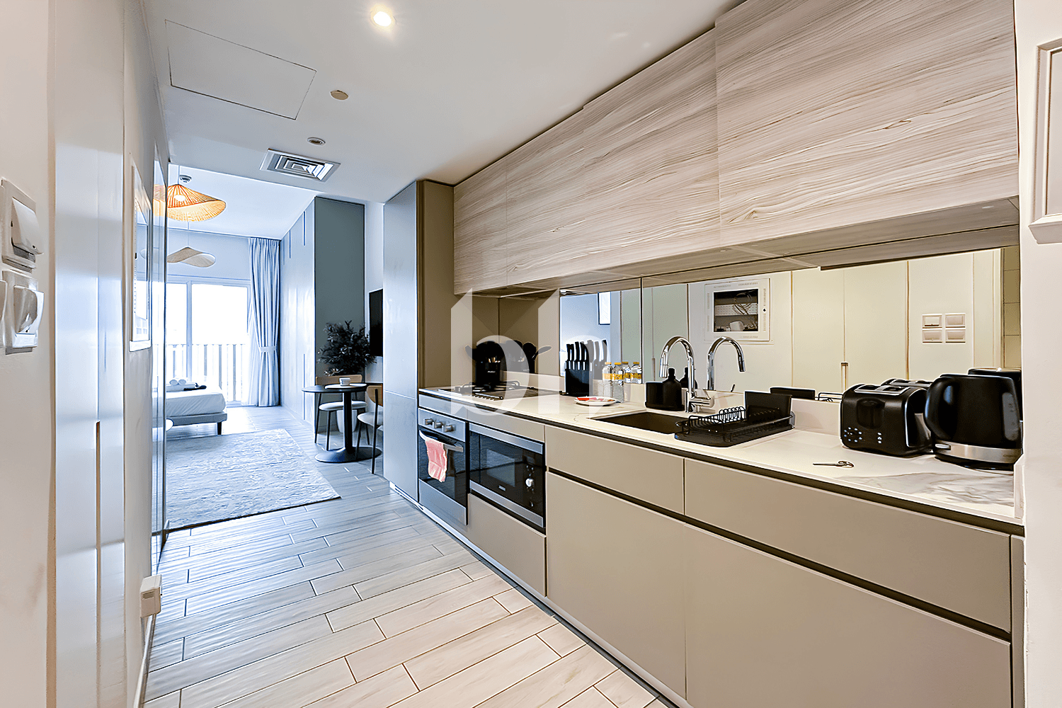 Studio Apartment in Eaton Place - photo 2