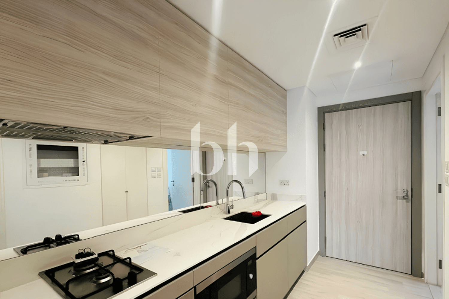 Studio Apartment in Eaton Place - photo 1