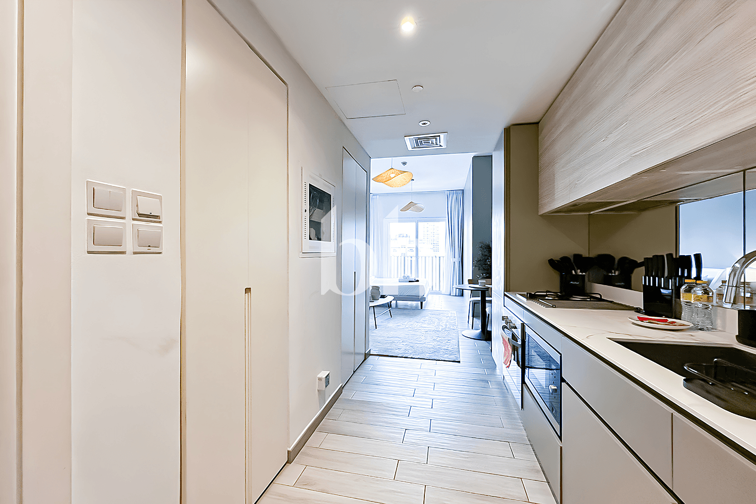 Studio Apartment in Eaton Place