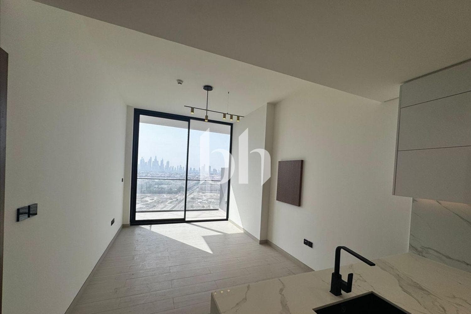 1 Bedroom Apartment in Binghatti Onyx - photo 2