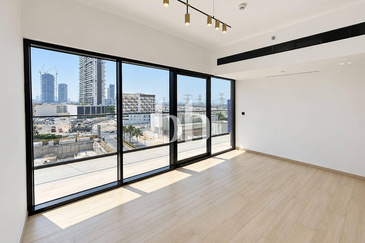 1 Bedroom Apartment in Binghatti Corner - photo 2