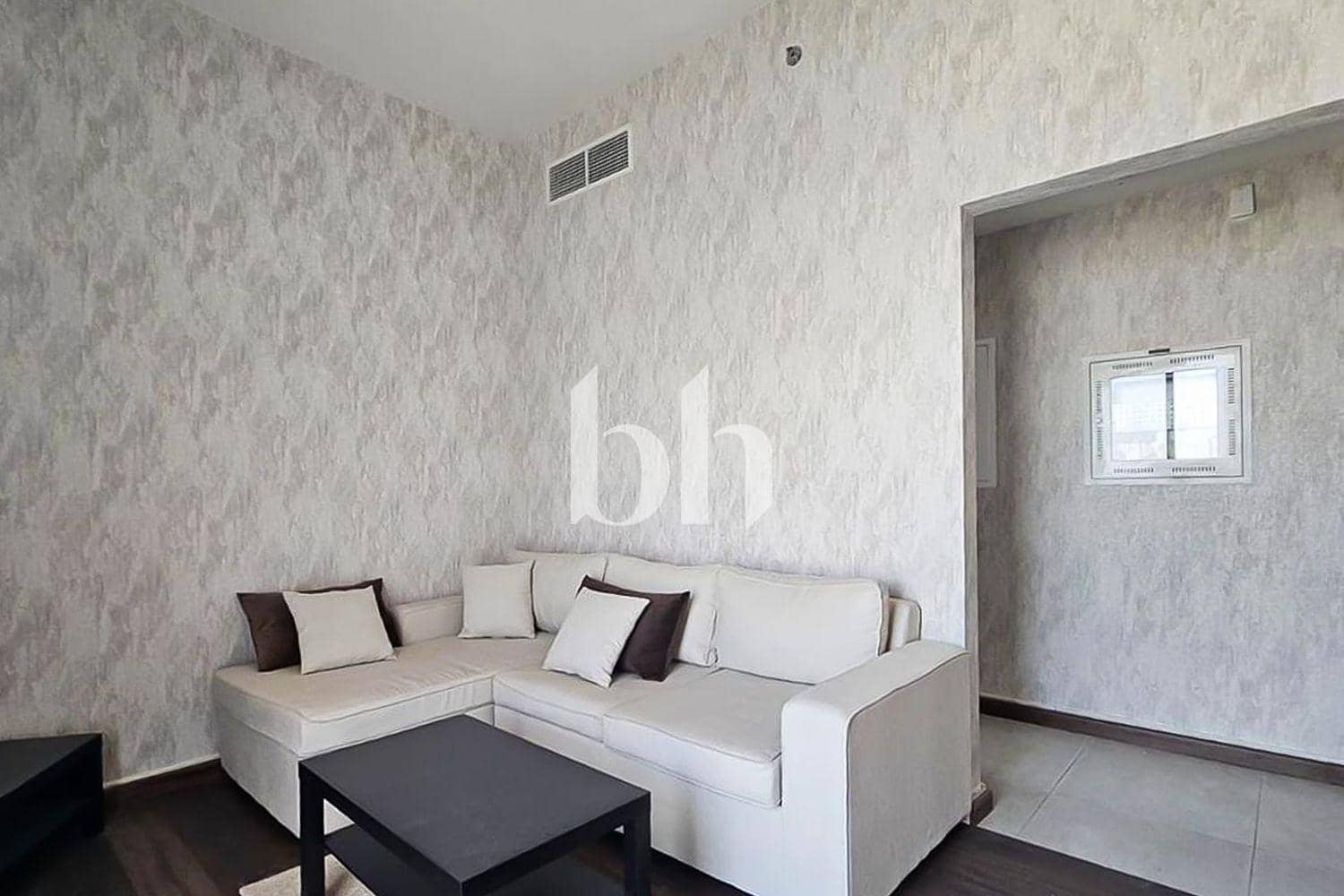 1 Bedroom Apartment in Binghatti Gems - photo 1