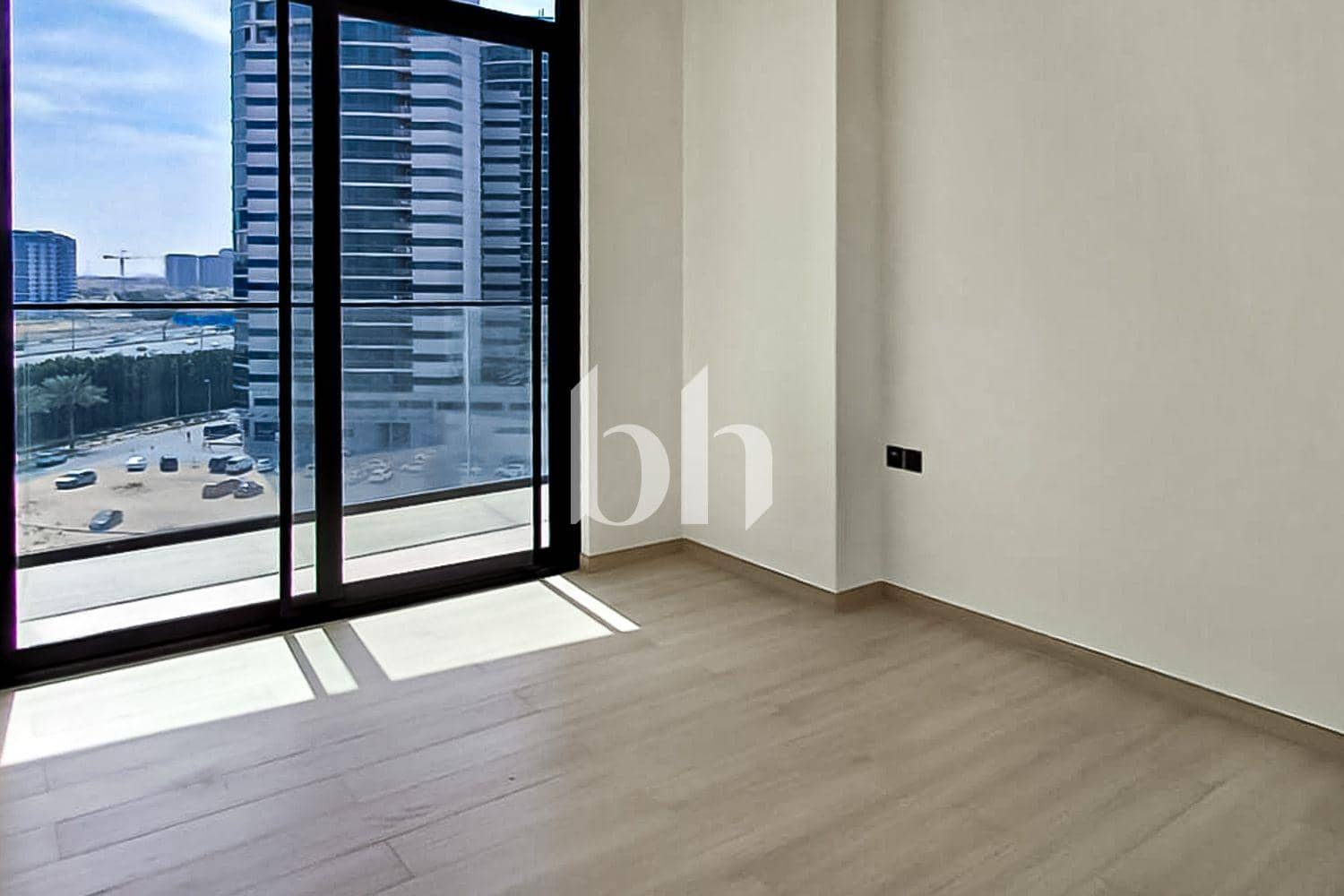 3 Bedroom Apartment in Binghatti LUNA - photo 1