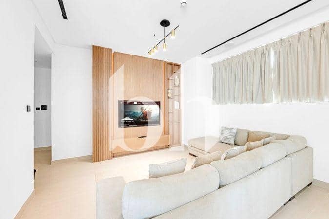 3 Bedroom Apartment in Binghatti Tulip - photo 2