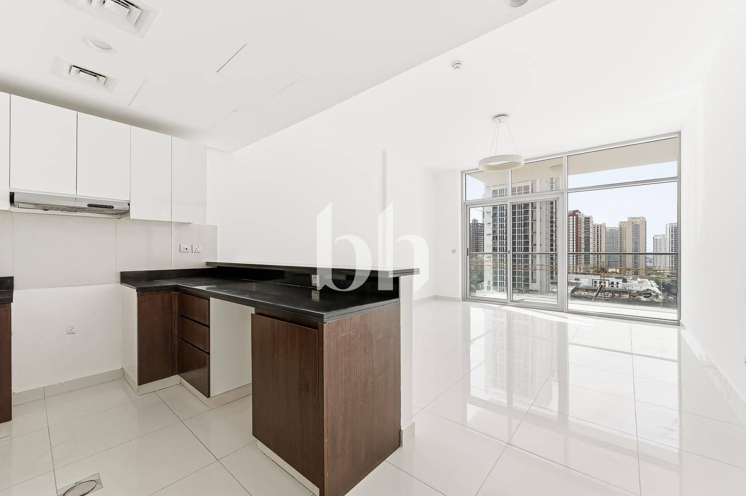 1 Bedroom Apartment in Dezire Residences - photo 1