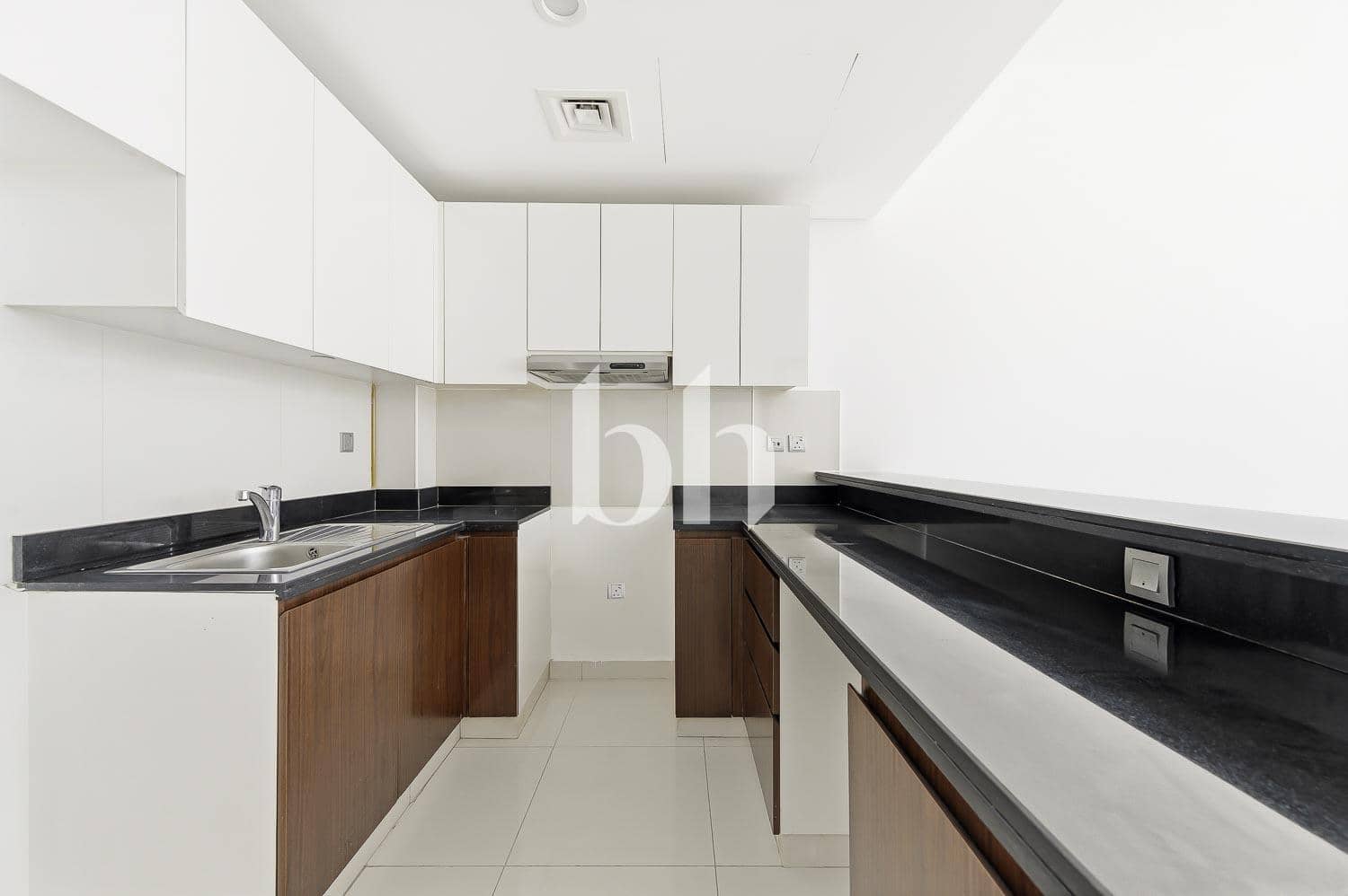 1 Bedroom Apartment in Dezire Residences - photo 2