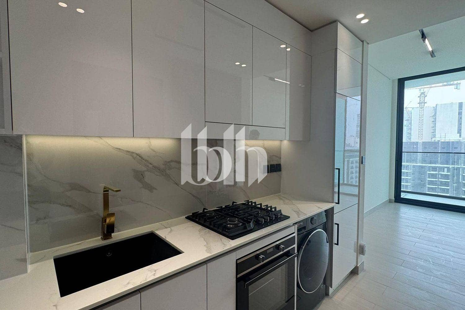 Studio Apartment in Binghatti Gardenia