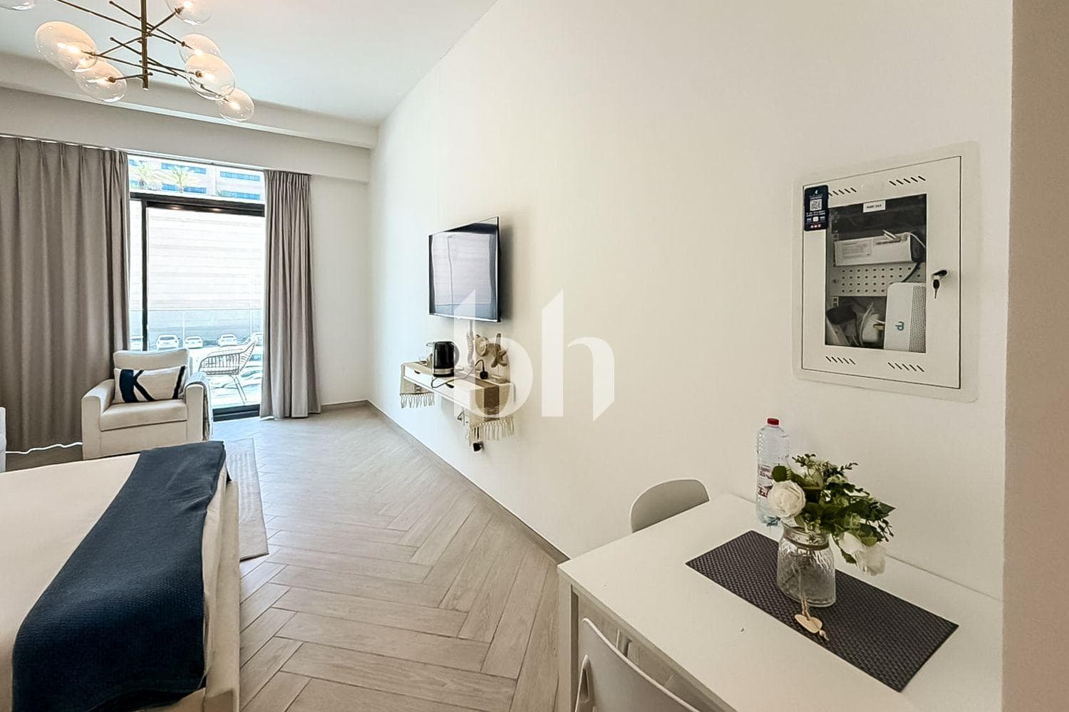 Studio Apartment in Oxford Terraces 2 - photo 1