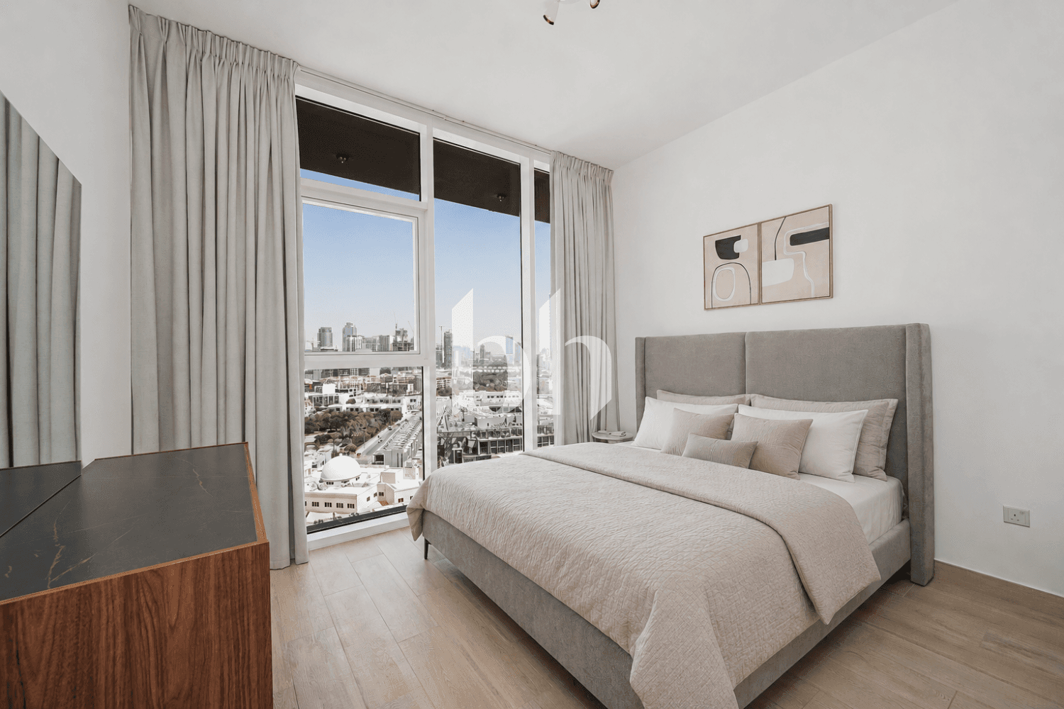 1 Bedroom Apartment in Bloom Towers B - photo 2
