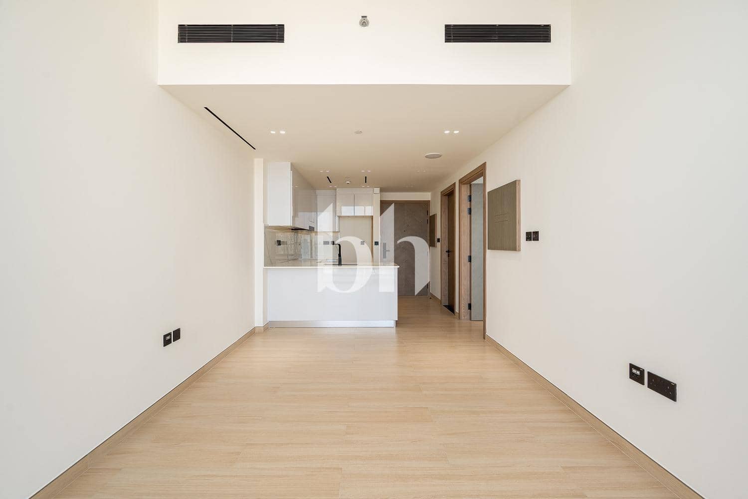1 Bedroom Apartment in Binghatti Corner - photo 1