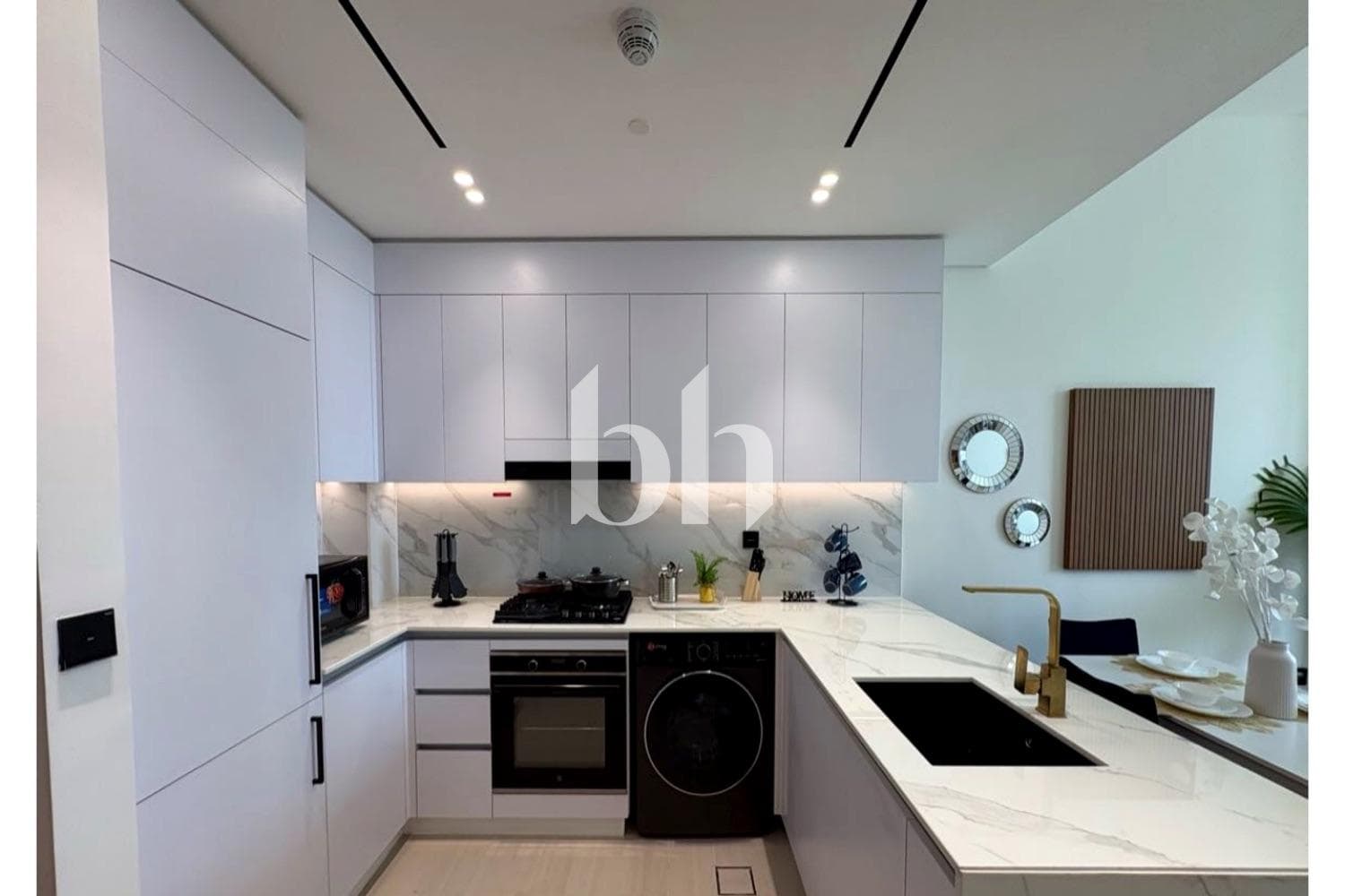 1 Bedroom Apartment in Binghatti Amber - photo 1