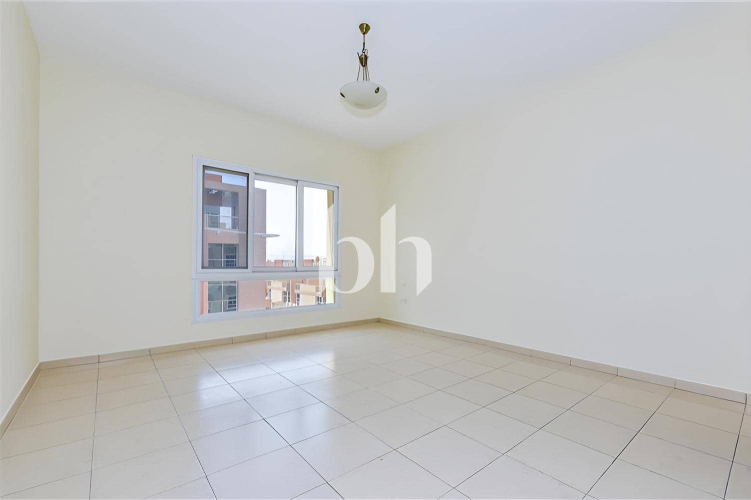 1 Bedroom Apartment in Arezzo 2 - photo 2