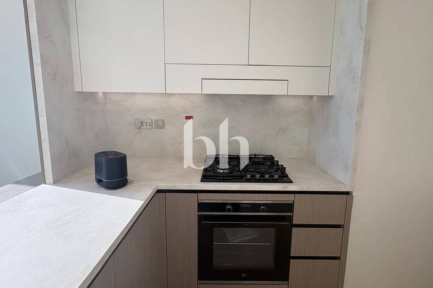 1 Bedroom Apartment in Binghatti Phantom - photo 1