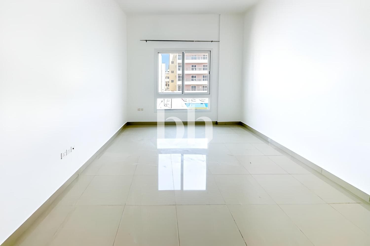 2 Bedrooms Apartment in Orchidea Building - photo 1