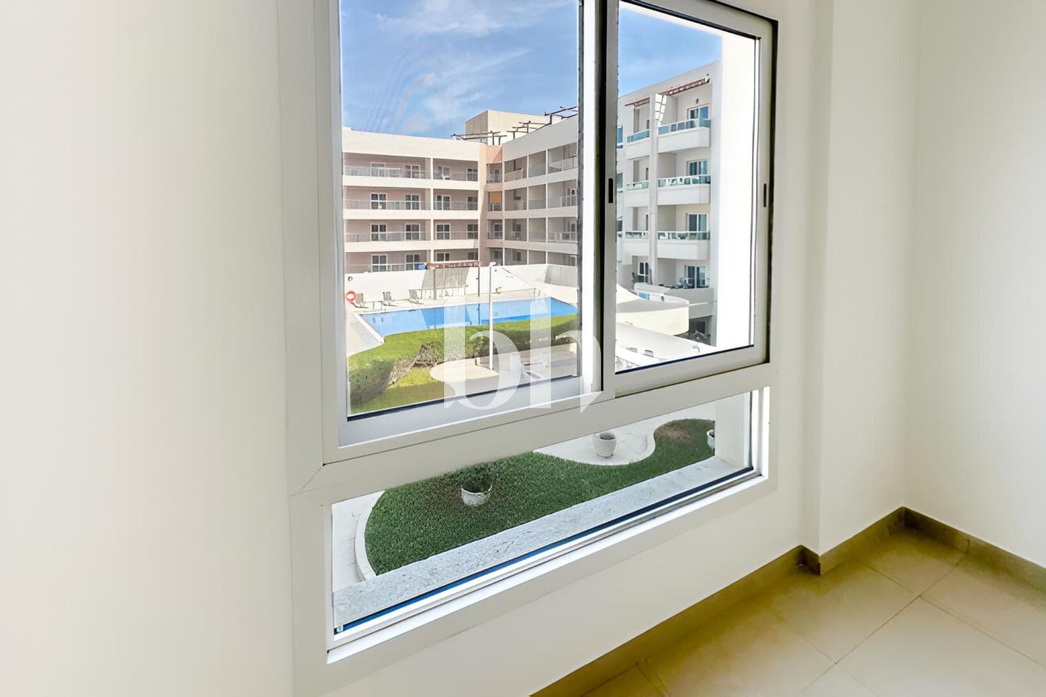 2 Bedrooms Apartment in Orchidea Building - photo 2