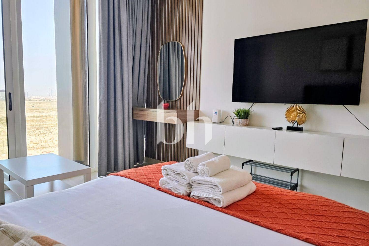 Studio Apartment in Bloom Towers B - photo 2