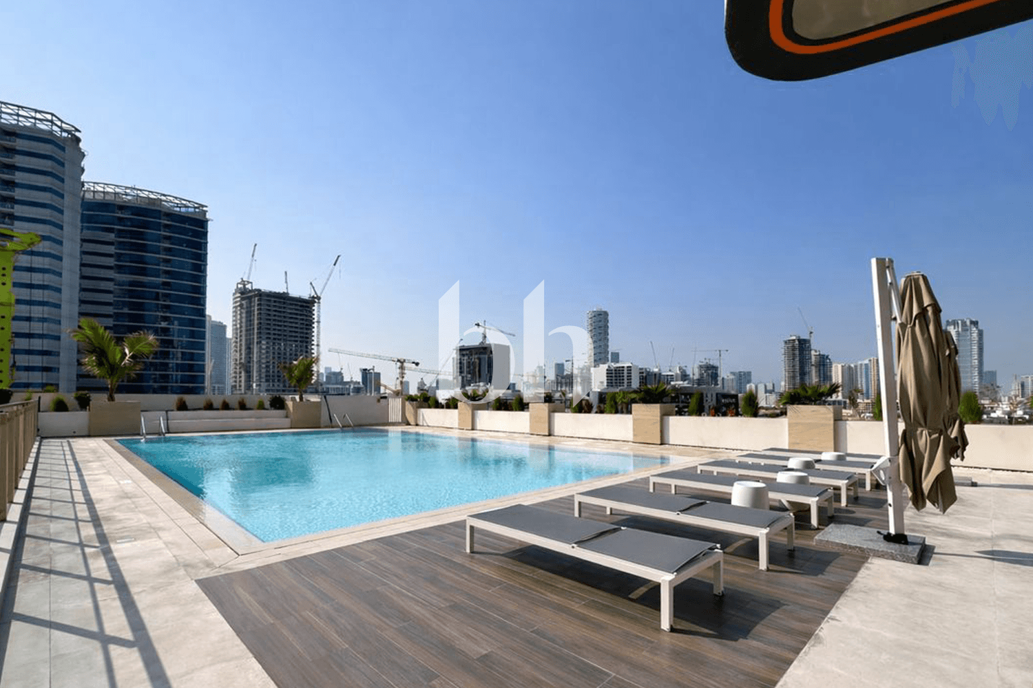 2 Bedroom Apartment in Binghatti LUNA
