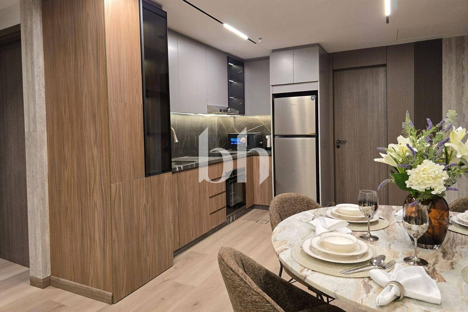 2 Bedroom Apartment in Dana Tower - photo 2