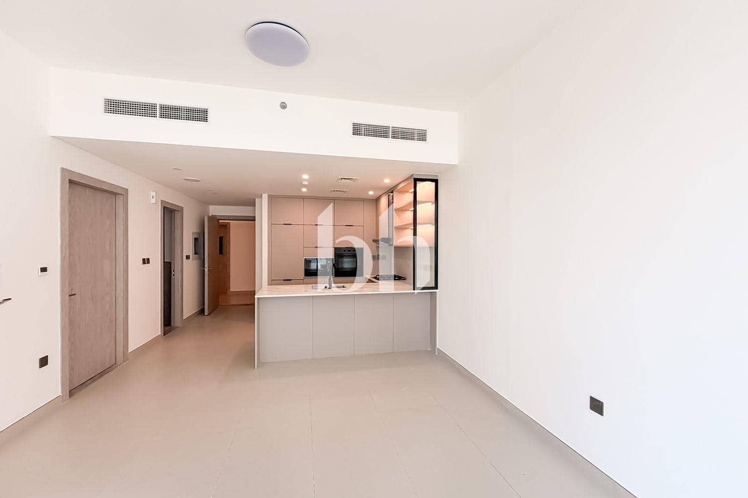 1 Bedroom Apartment in Hadley Heights - photo 2