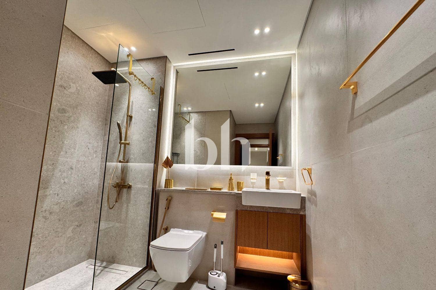 2 Bedroom Apartment in Binghatti Amber - photo 2