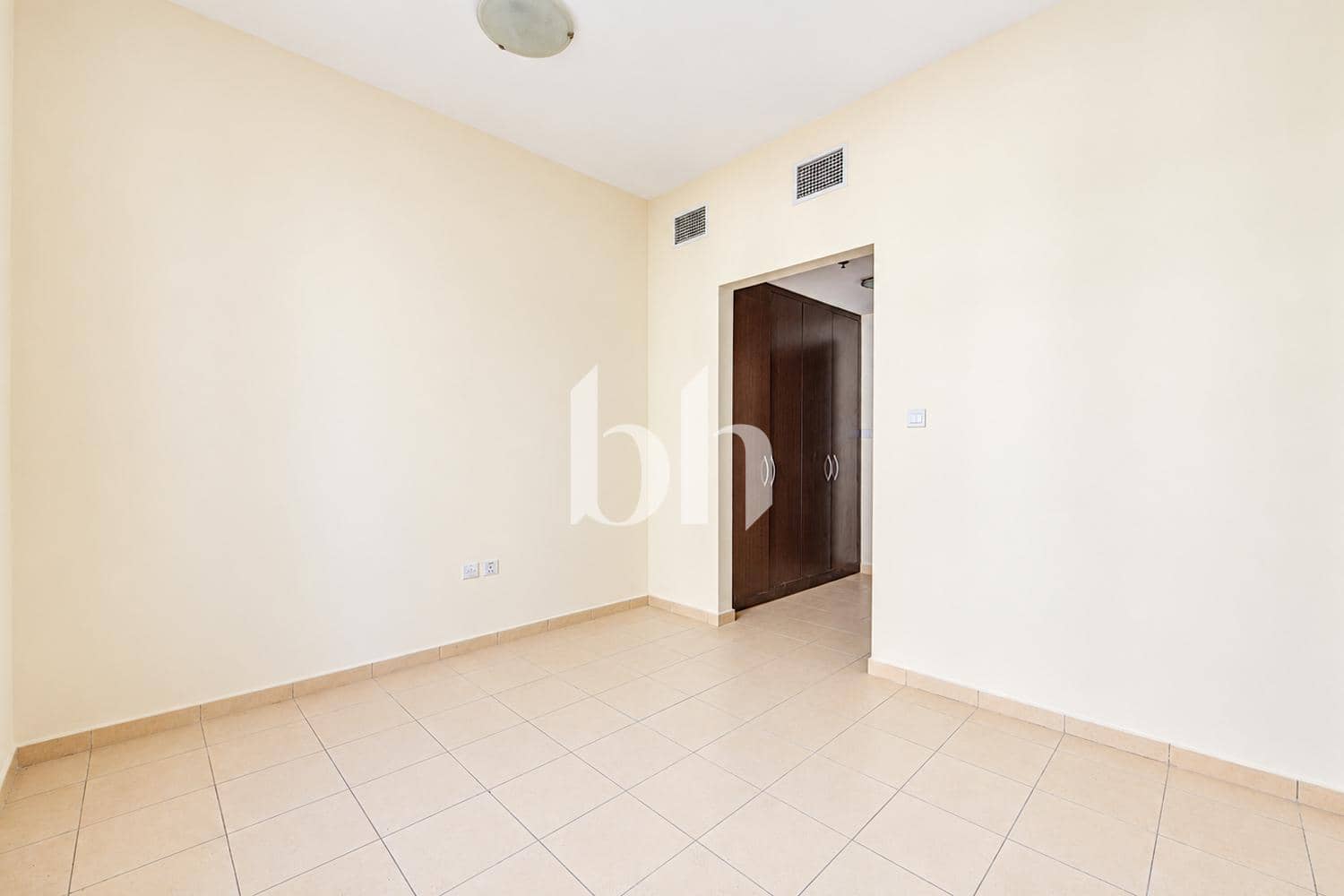 1 Bedroom Apartment in Summer 1 - photo 2