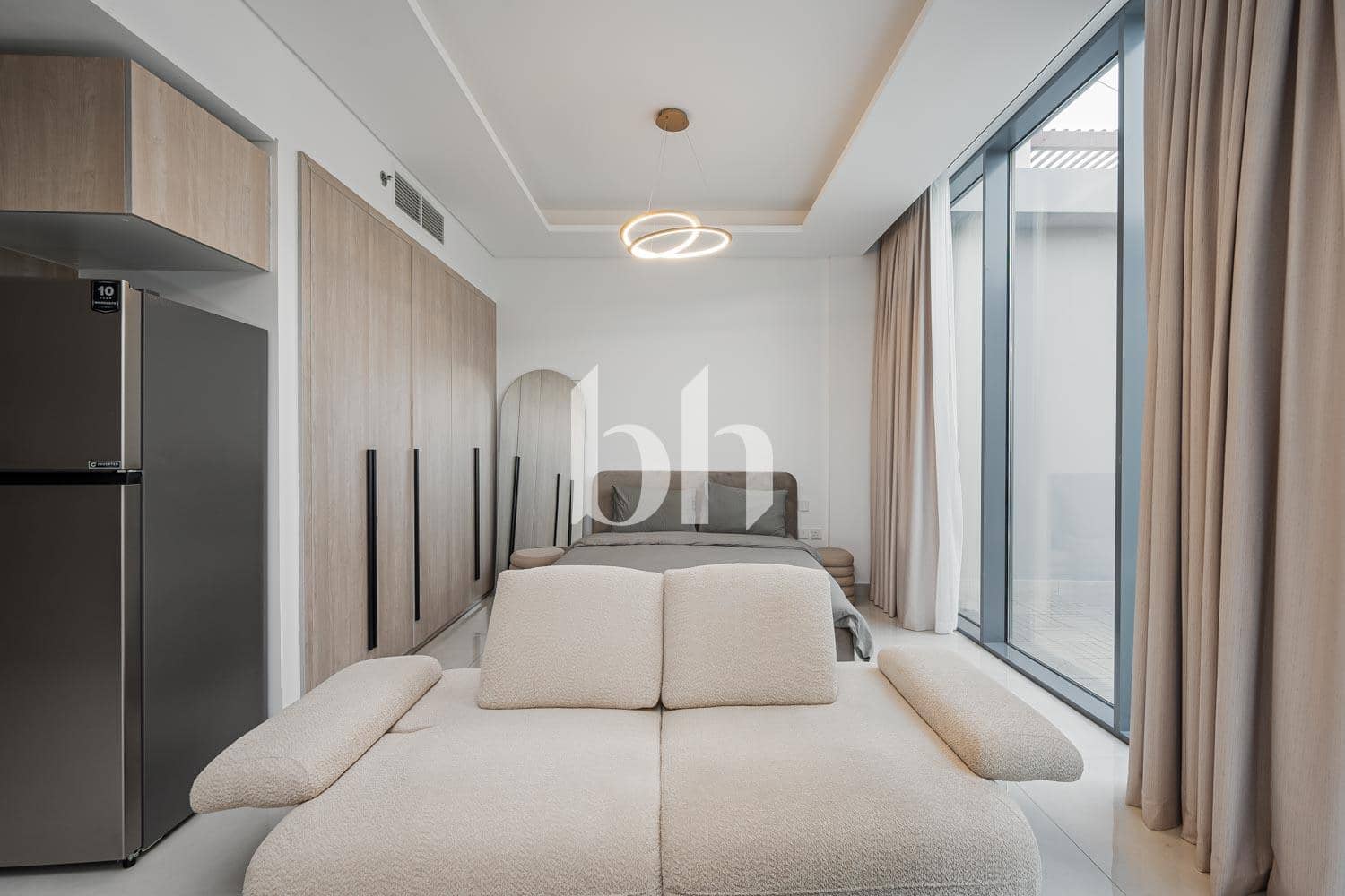 Studio Apartment in Mass Residence - photo 2
