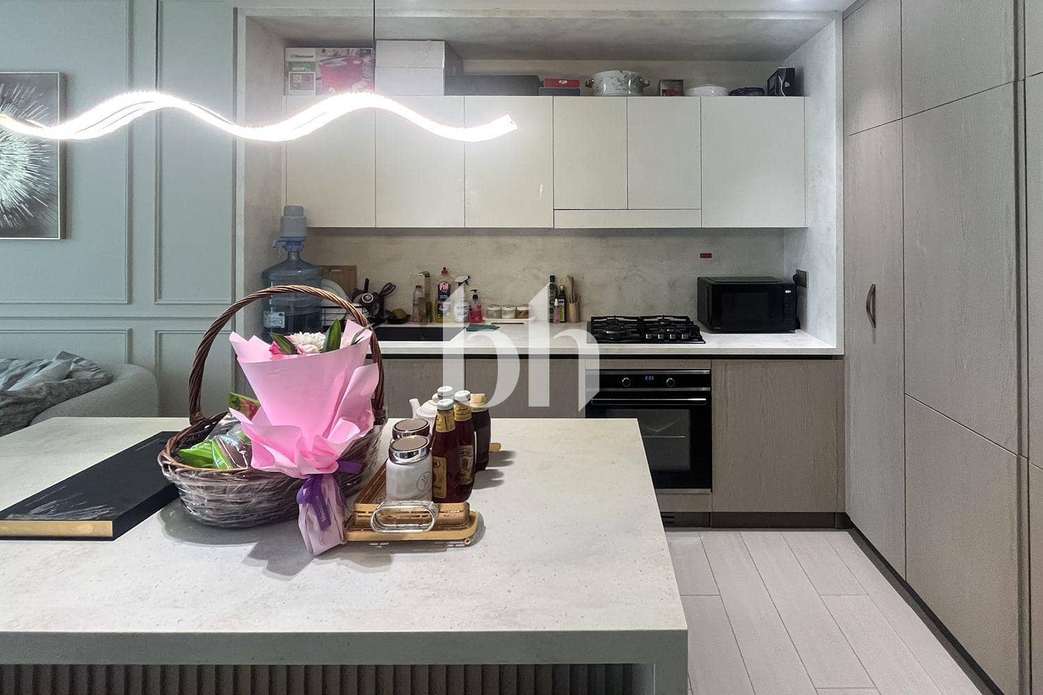 1 Bedroom Apartment in Binghatti Phoenix - photo 1