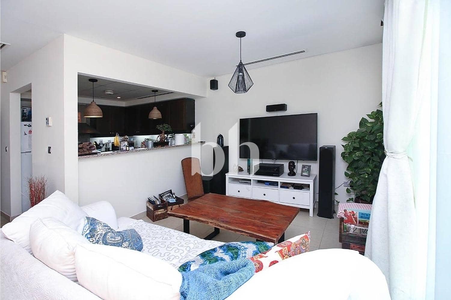 2 Bedroom Townhouse in District 3B - photo 2