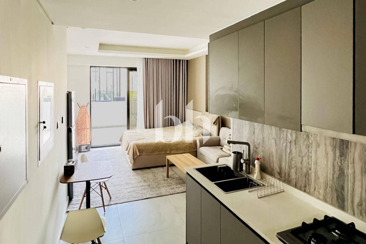 Studio Apartment in Cloud Tower A - photo 2