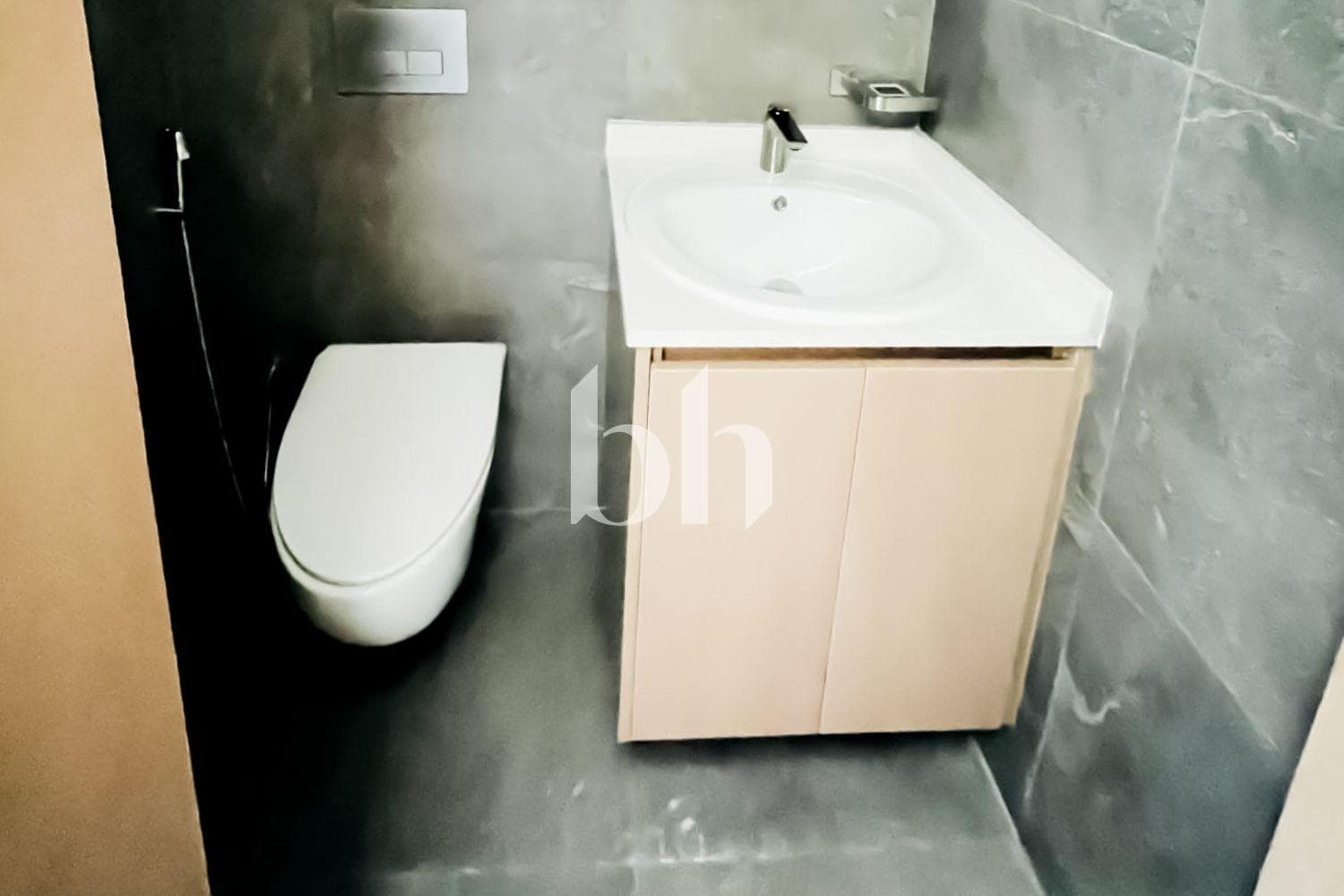 1 Bedroom Apartment in Cloud Tower A - photo 1