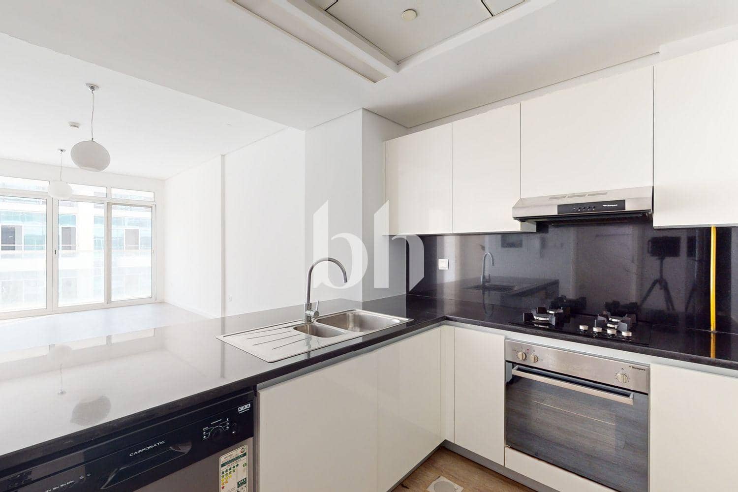 1 Bedroom Apartment in Park One