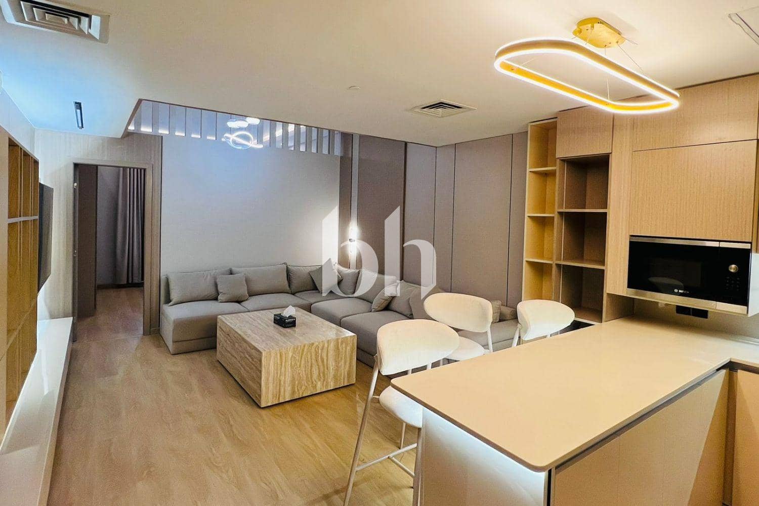 1 Bedroom Apartment in Green Park - photo 2