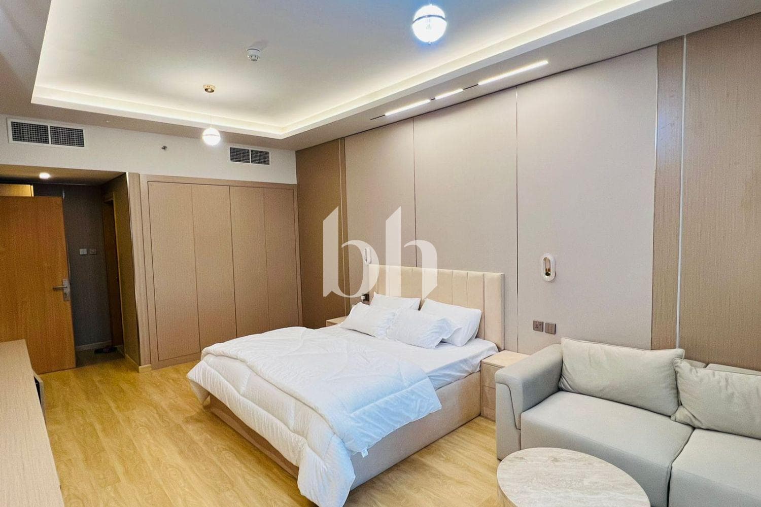 2 Bedroom Apartment in Green Park - photo 1