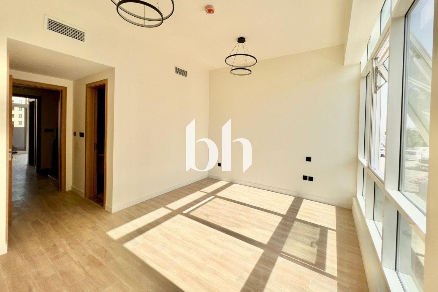 4 Bedroom Townhouse in Verdana - photo 2