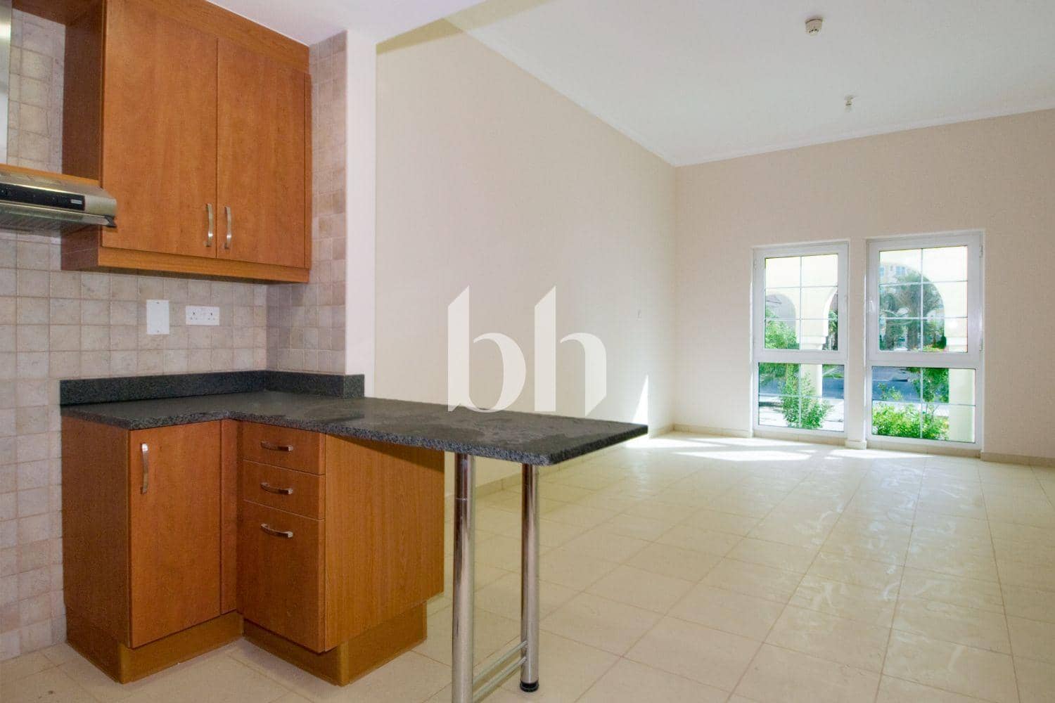 Studio Apartment in Ritaj A - photo 1
