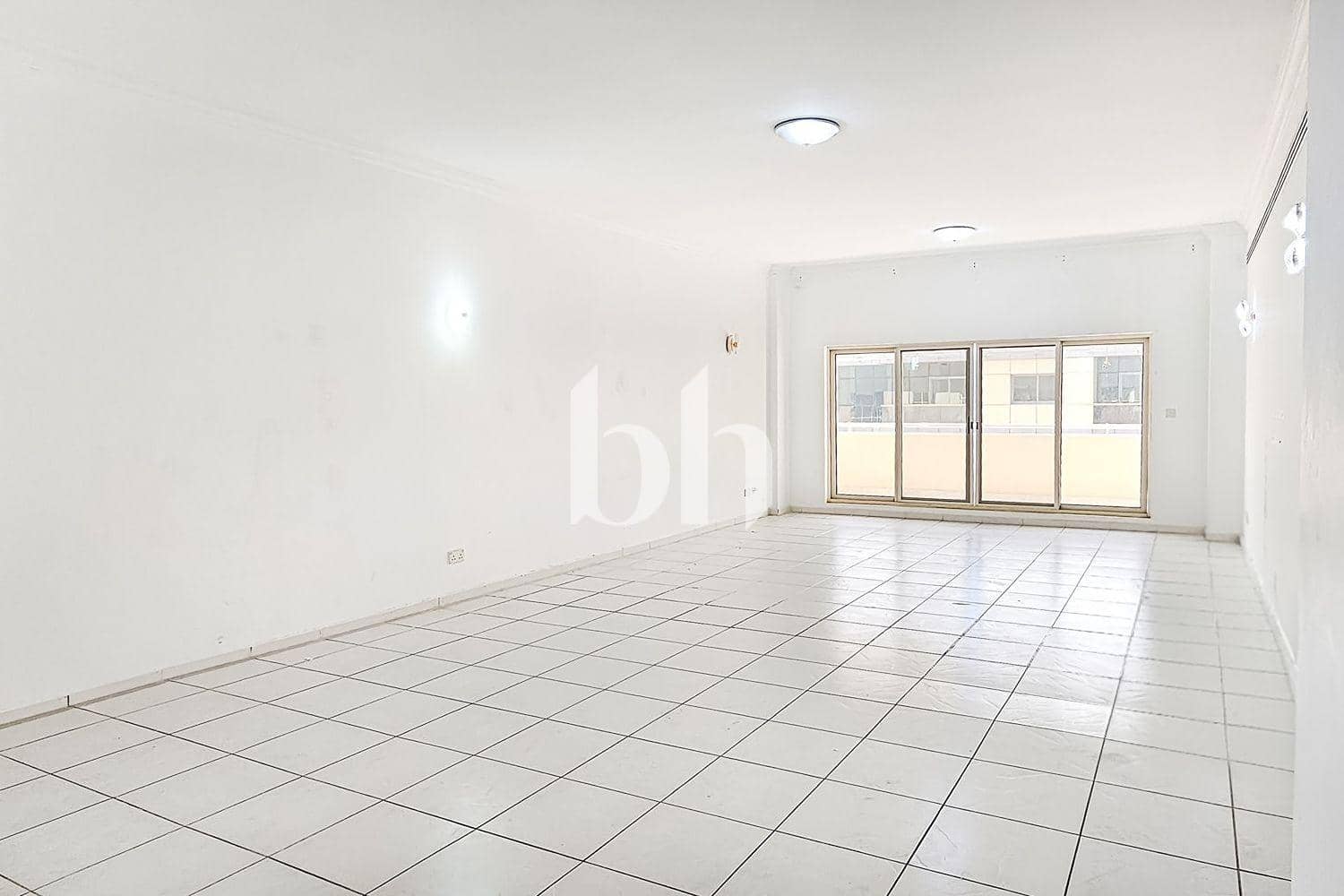 3 Bedroom Apartment in Ajdan Residence - photo 1