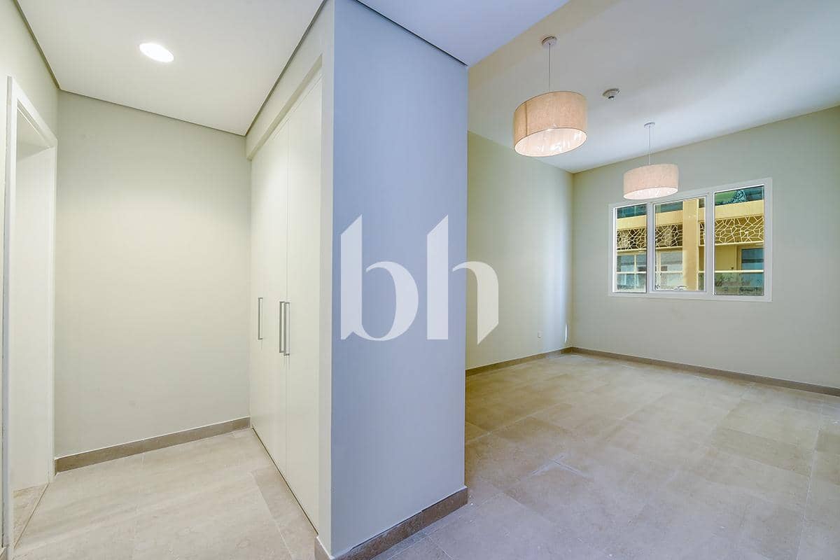 1 Bedroom Apartment in Larimar Apartments - photo 1