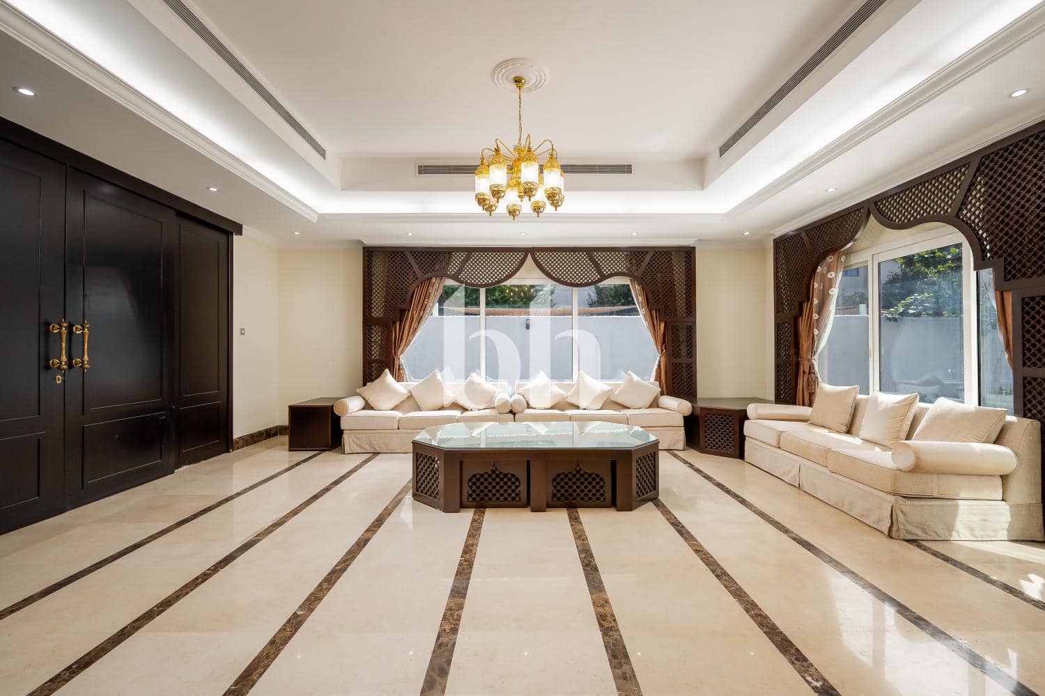 6 Bedroom Villa in Al Barsha 2 Villas - photo 2
