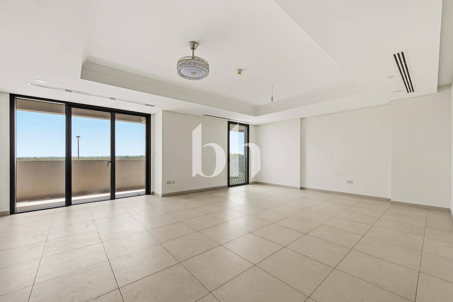 3 Bedroom Apartment in Janayen Avenue - photo 1