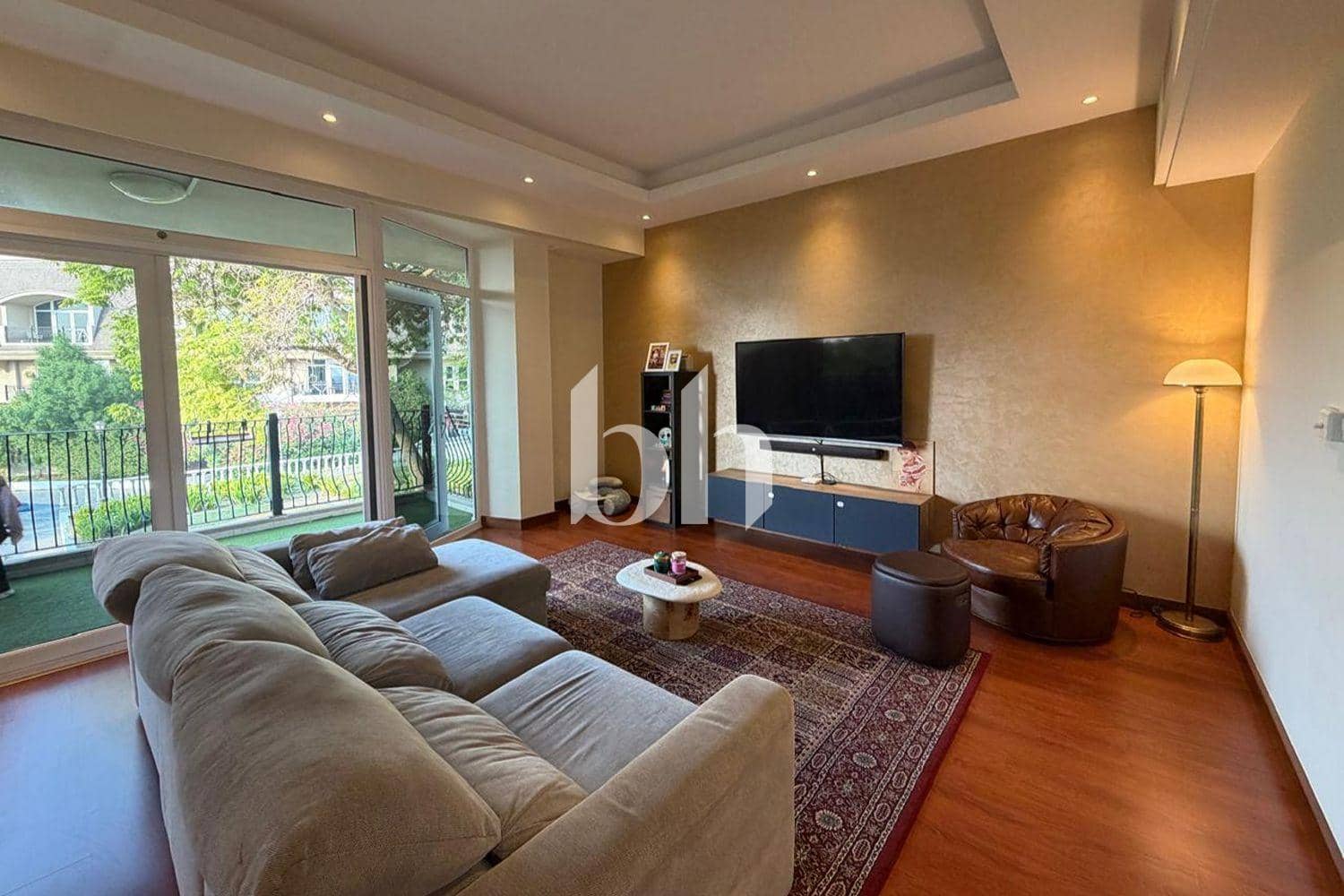 2 Bedroom Apartment in Garden Apartments