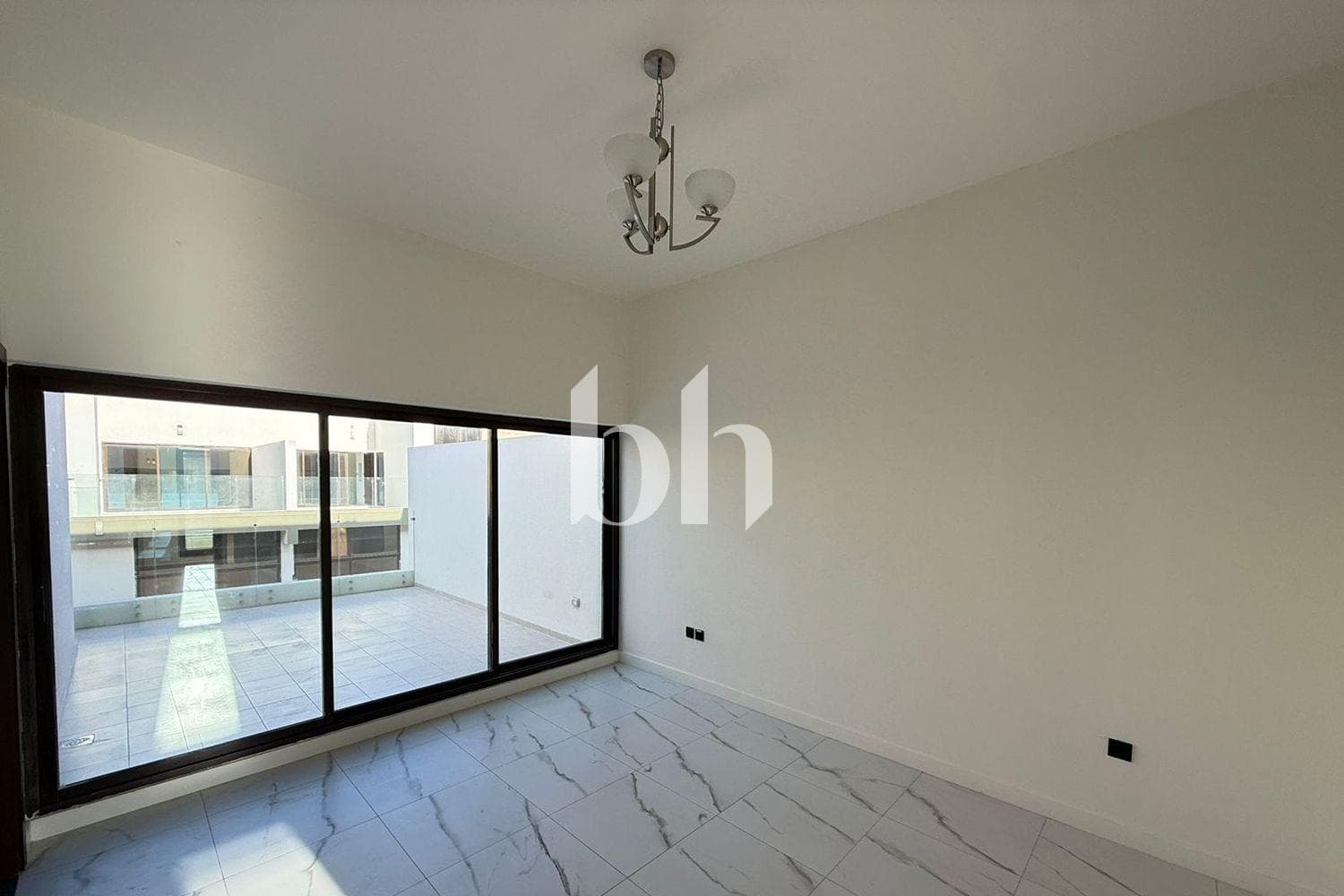 4 Bedroom Townhouse in Elie Saab VIE Townhouses - photo 2