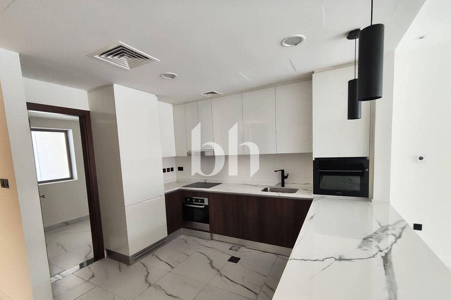 4 Bedroom Townhouse in Elie Saab VIE Townhouses - photo 2