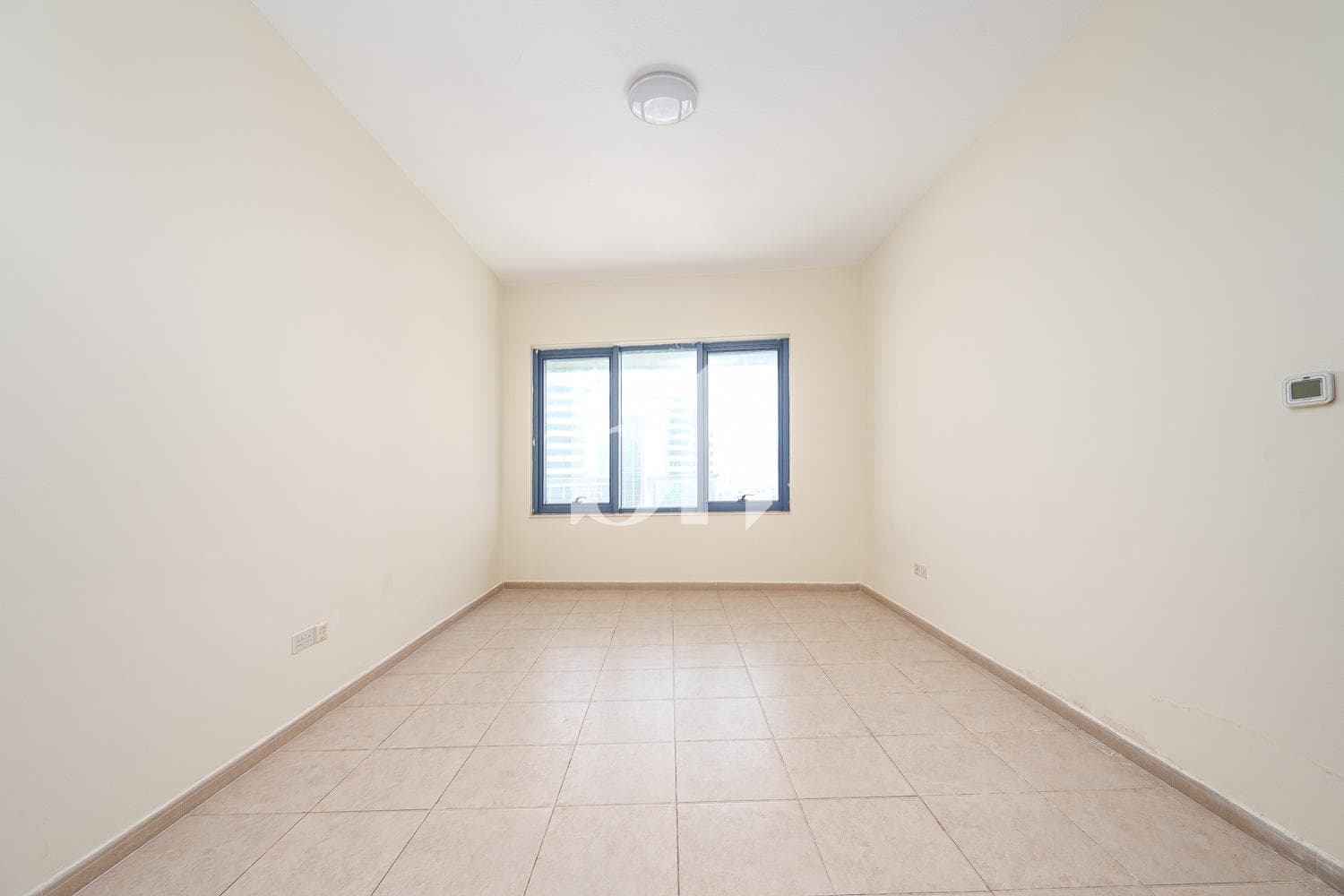 2 Bedroom Apartment in Palace Tower 2