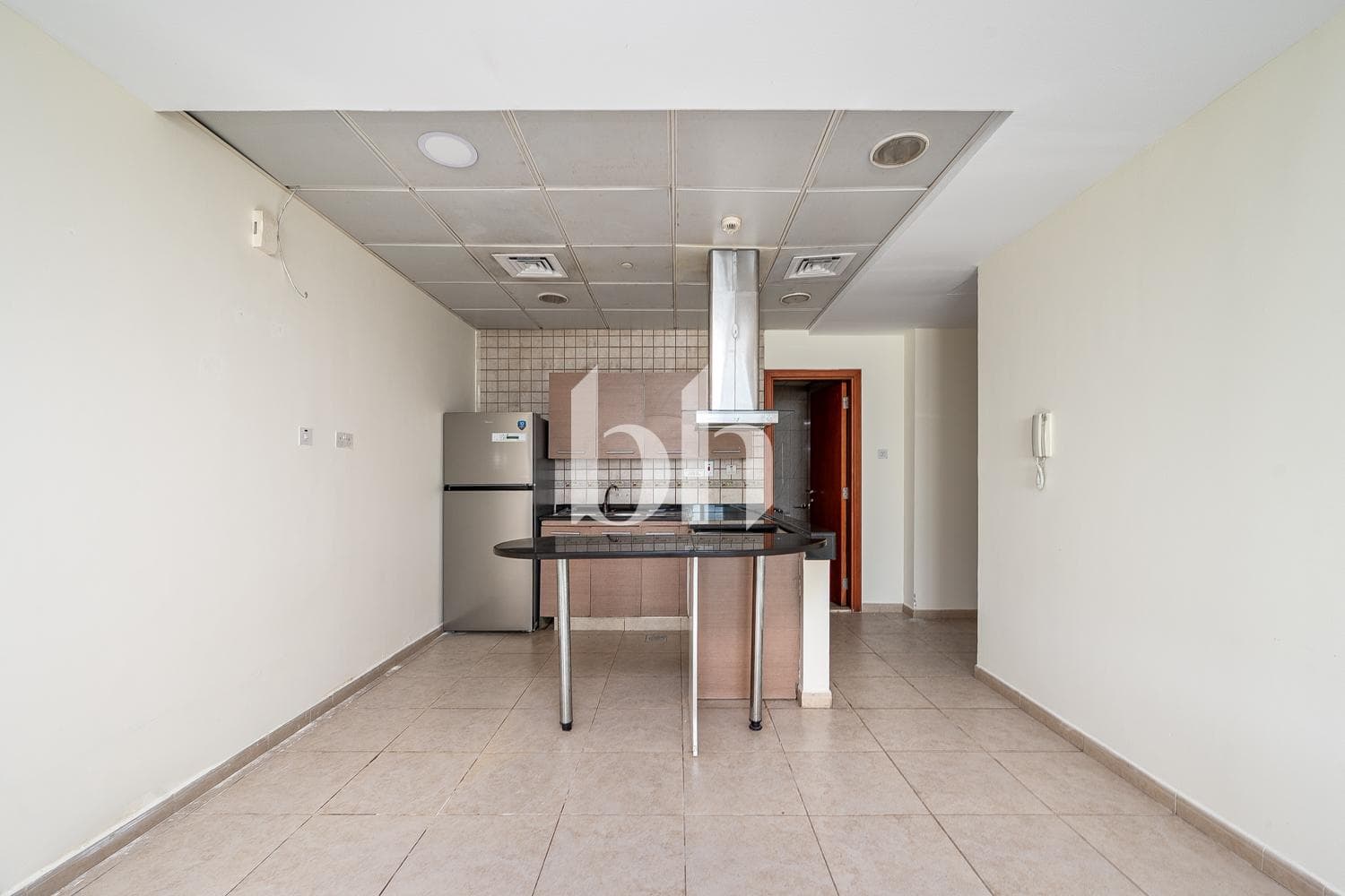 2 Bedroom Apartment in Palace Tower 2 - photo 2