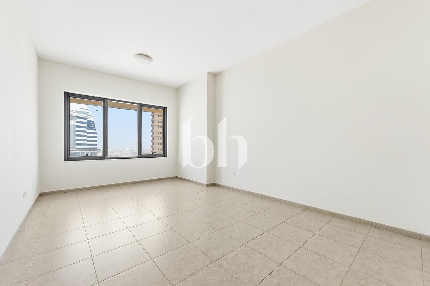 Studio Apartment in Palace Tower 2 - photo 1