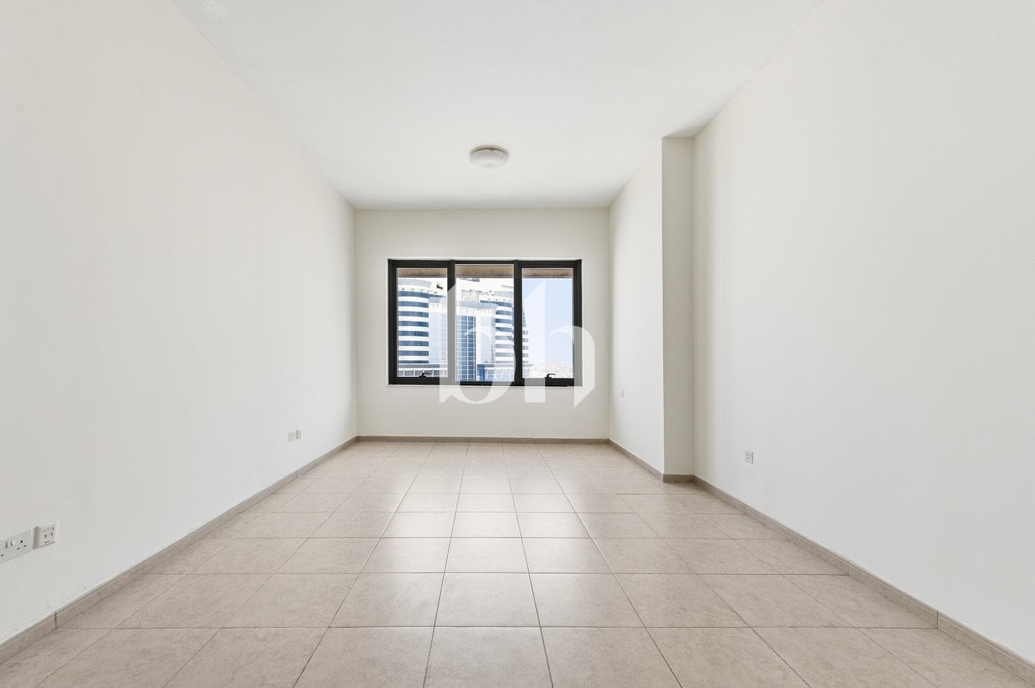 Studio Apartment in Palace Tower 2