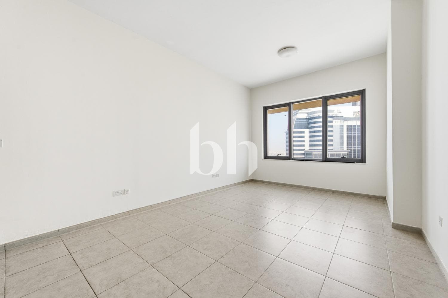 Studio Apartment in Palace Tower 2 - photo 2