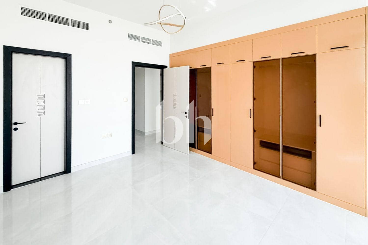 2 Bedroom Apartment in Skyz By Danube